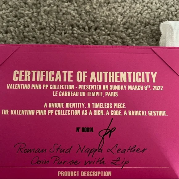 Valentino Garavani Fuchsia Pink Card Holder - Picture 9 of 10